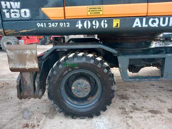 Excavadora HYUNDAI HW180