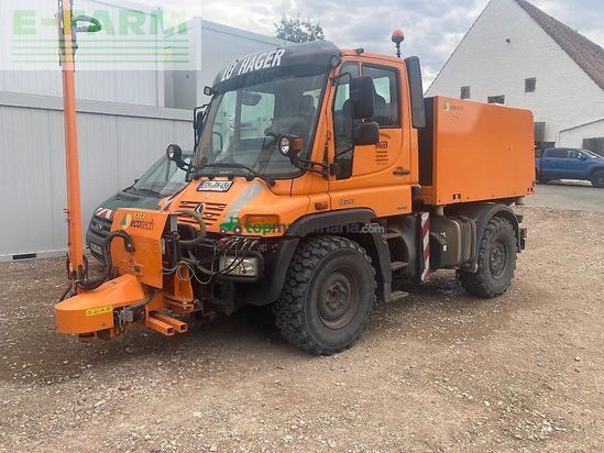 Tractor agrícola - Mercedes-benz - unimog u 405 gießaufbau