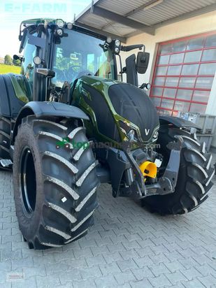 Tractor agrícola - Valtra - n155 a mit rüfa