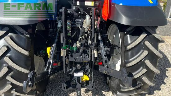 Tractor agrícola - New Holland - t6.145 ac med frontlæsser