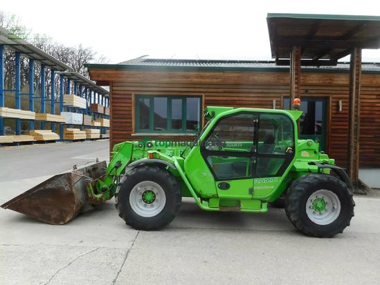 Telescopica - Merlo - p28.8 ( 2,8t 8m ) 40km/h ( 2x2 meter )