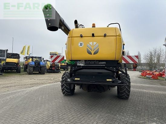 Cosechadora de Cereal - New Holland - ch 7.70