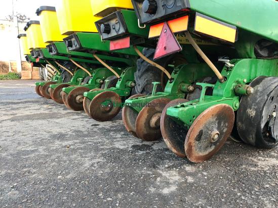Sembradora monograno de precisión - John Deere