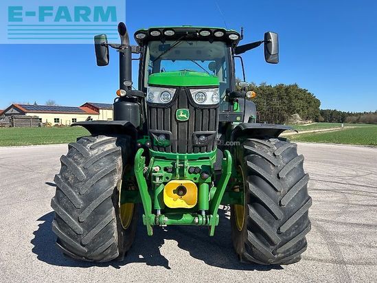 Tractor agrícola - John Deere - 6215r