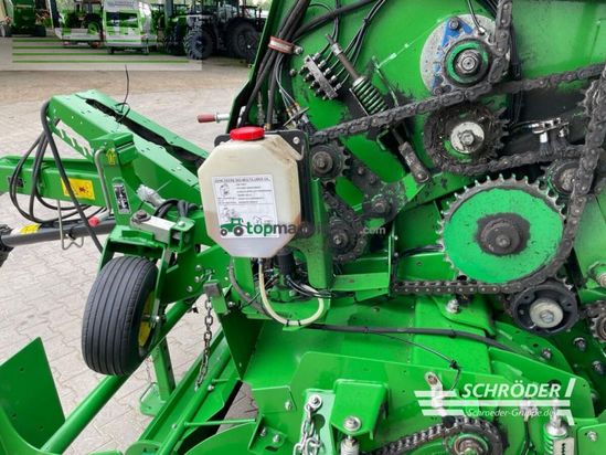 Empacadora gigant - John Deere - v 461 m