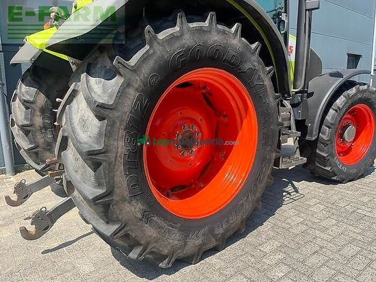 Tractor agrícola - Claas - 566 rz c2