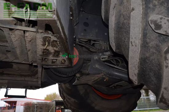 Esparcidor - Claas - xerion 4200 saddle trac bauer