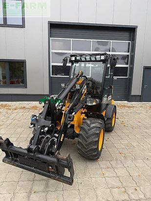 Minicargadora - JCB - 403 smart power high lift