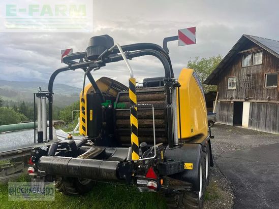 Empacadora gigant - New Holland - new holland roll baler 125 combi