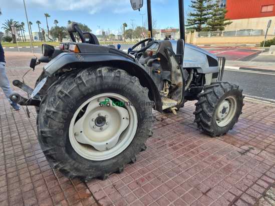 Tractor agrícola Lamborghini R1 55.