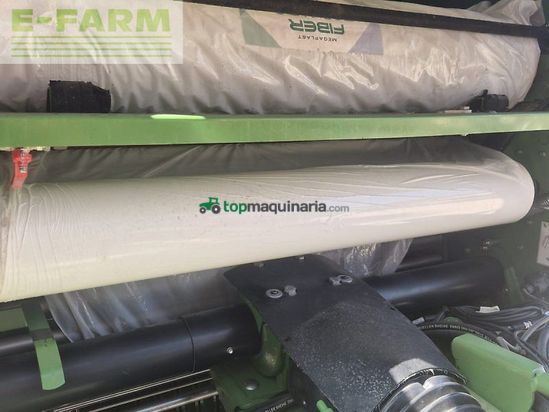 Empacadora gigant - Krone - comprima cv 150 xc plus