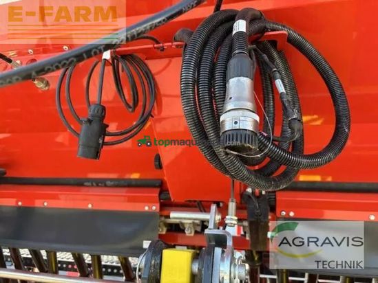 Minicargadora - Kuhn - sitera 3030-24 e