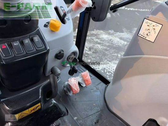 Tractor agrícola - New Holland - boomer 35