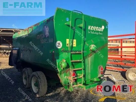 Remolqu esparcidor - Keenan - mecafibre 360
