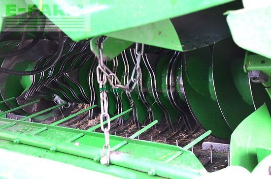 Empacadora gigant - John Deere - 990