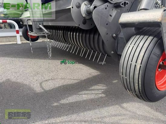 Empacadora gigant - Claas - variant 380 rc pro