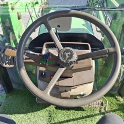 Tractor agrícola - John Deere - 5820