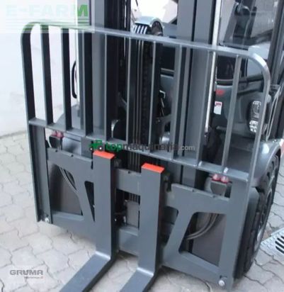 Elevadora - Linde - h 30 d 1202