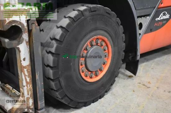 Elevadora - Linde - h 25 t evo 392-02
