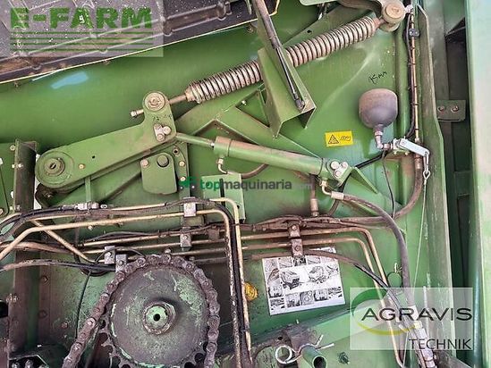 Empacadora gigant - Krone - comprima v 180 xc