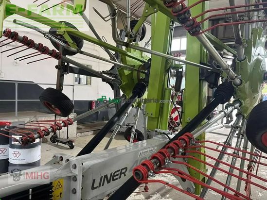 Rastrillo - Claas - liner 4000