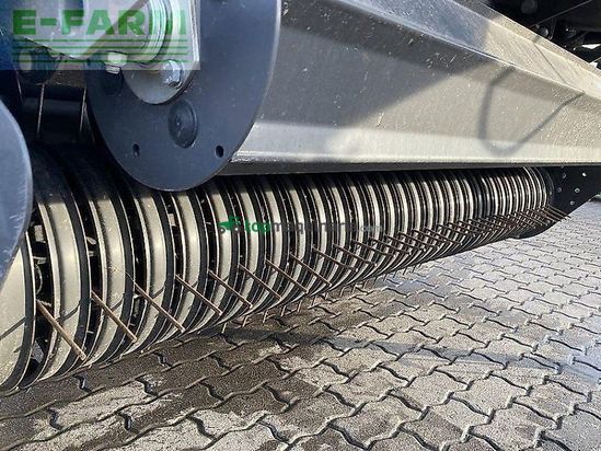 Empacadora gigant - Claas - variant 485 rc pro