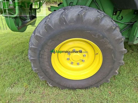 Cosechadora de Cereal - John Deere - t660