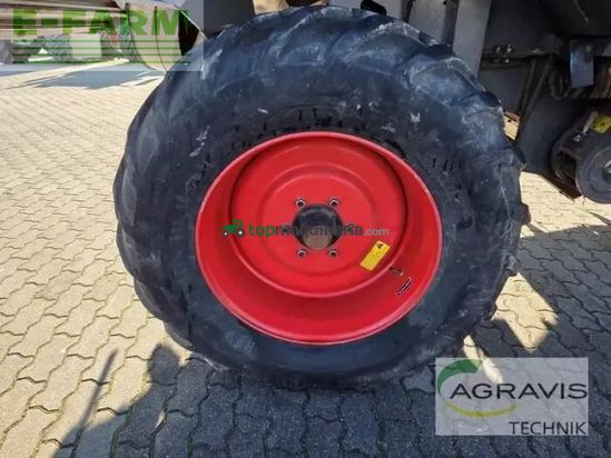 Cosechadora de Cereal - Fendt - 8400 p