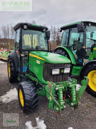 Tractor agrícola - John Deere - 5615 vinero