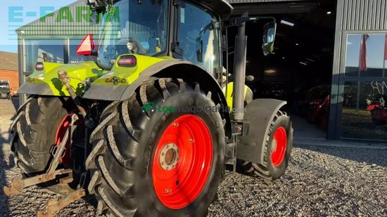 Tractor agrícola - Claas - arion 650 c matic med frontpto CMATIC