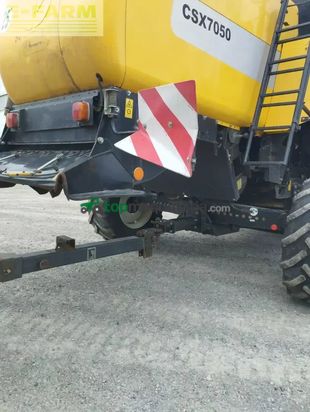 Cosechadora de Cereal - New Holland - csx 7050