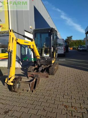 Excavadora - Yanmar - sv18