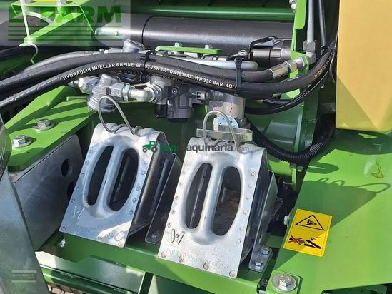 Empacadora gigant - Krone - comprima v 150 xc plus 26 messer
