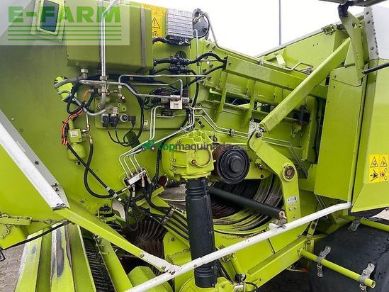 Empacadora gigant - Claas - quadrant 2200 rc