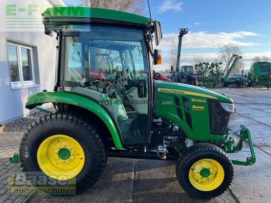 Tractor agrícola - John Deere - 3039r mit frontzapfwelle