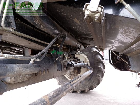 Cosechadora de Cereal - New Holland - CR980