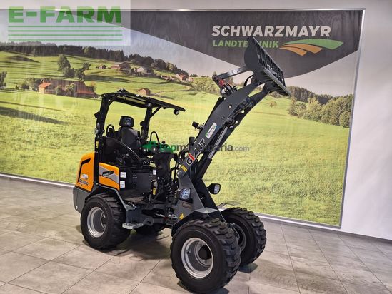 Minicargadora - Giant - g2500 x-tra hd