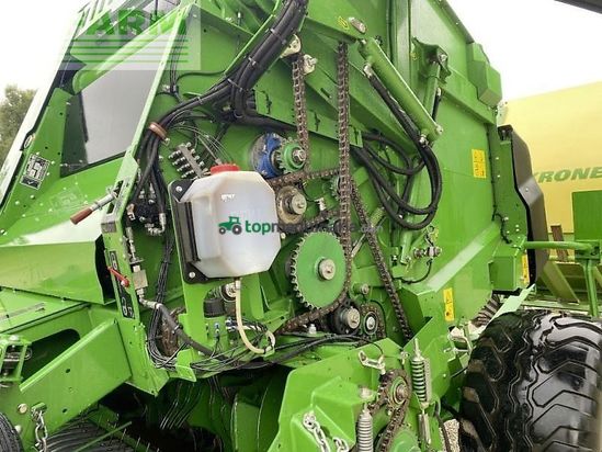 Empacadora gigant - John Deere - v 451 pm