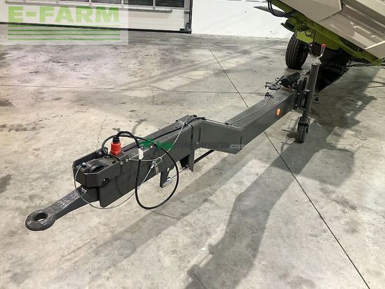 Cabezal - Claas - v 620 mit wagen