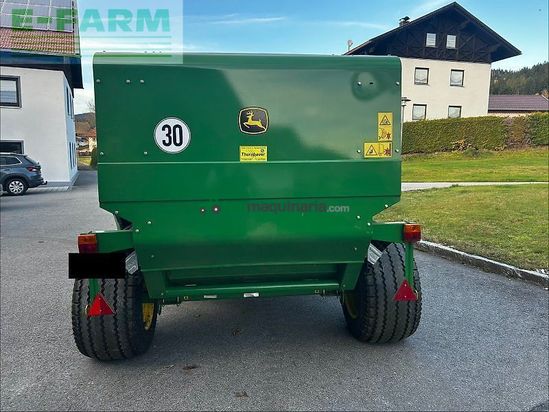 Empacadora gigant - John Deere - f440 m
