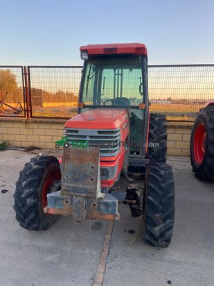 Tractor agrícola - Kubota - ME8200