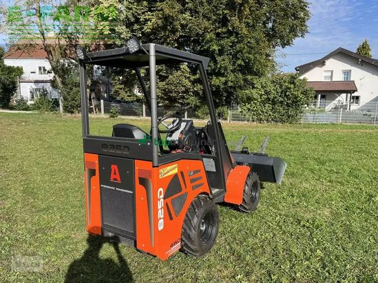 Telescopica -  - 825d mit nur 40h