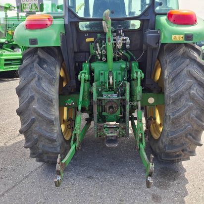 Tractor agrícola - John Deere - 5720