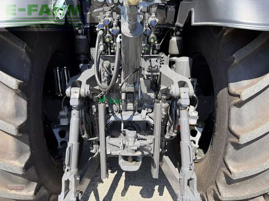 Tractor agrícola - Valtra - q305