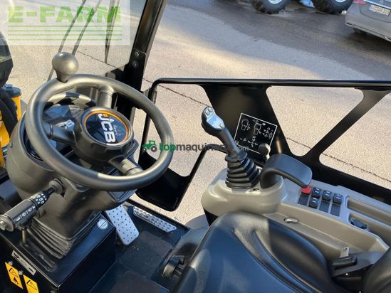 Minicargadora - JCB - 403 agri smart power