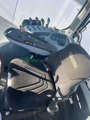 Tractor agricola Valtra T174