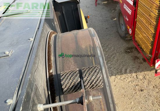 Cosechadora de Cereal - New Holland - CR9090