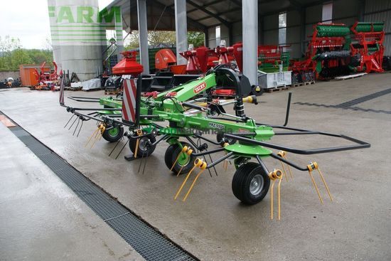 Henificador - Talex - neu-kreiselzetter tornado 5500