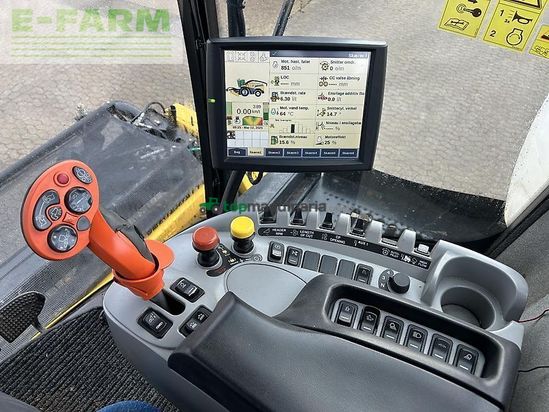 Cosechadora de Cereal - New Holland - fr 600