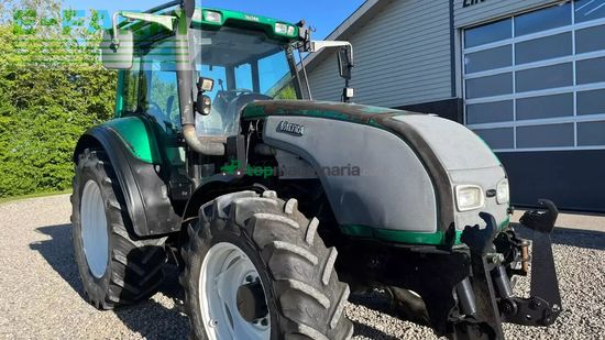 Tractor agrícola - Valtra - t130 med 3.5ton frontlift